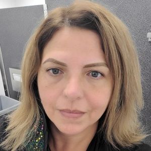 Meet your Posher, Monica